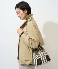 PF5GD28090 GEORGES RECH(小さいサイズ)(メゾン ドゥ サンク) 幾何学柄ニット巾着ショルダーバッグ ブラウン