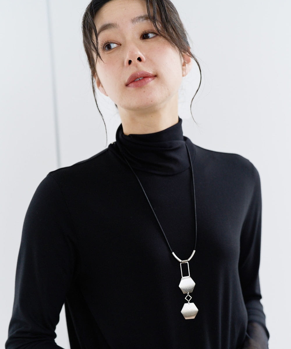 PG2EE03098 GEORGES RECH(ジョルジュ・レッシュ)  [日本製]ロッカクメタリックネックレス シルバー