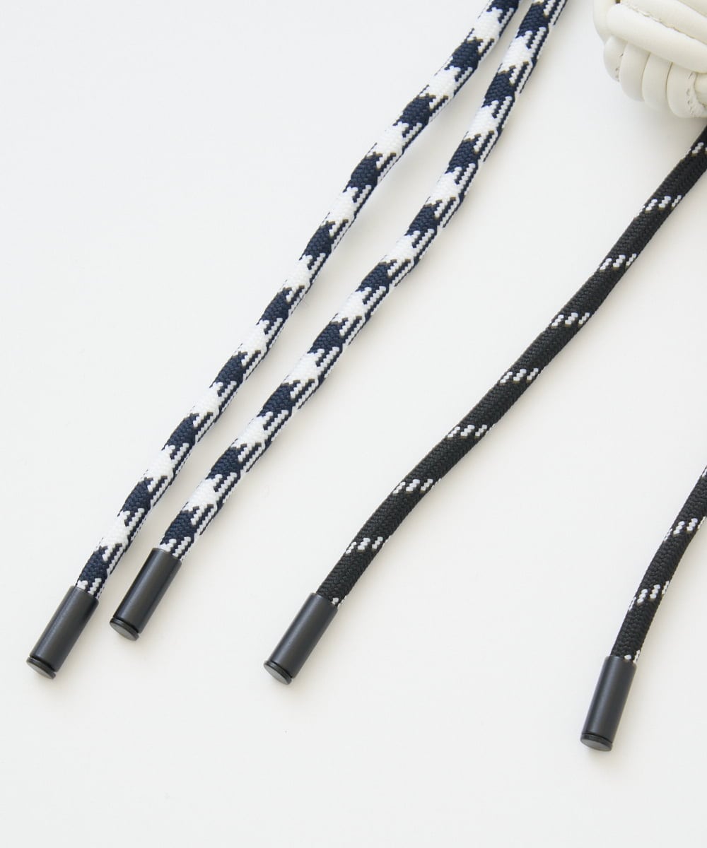 PG2EE13038 GEORGES RECH(ジョルジュ・レッシュ) フェイクレザーモノトーンスターチャーム ブラック