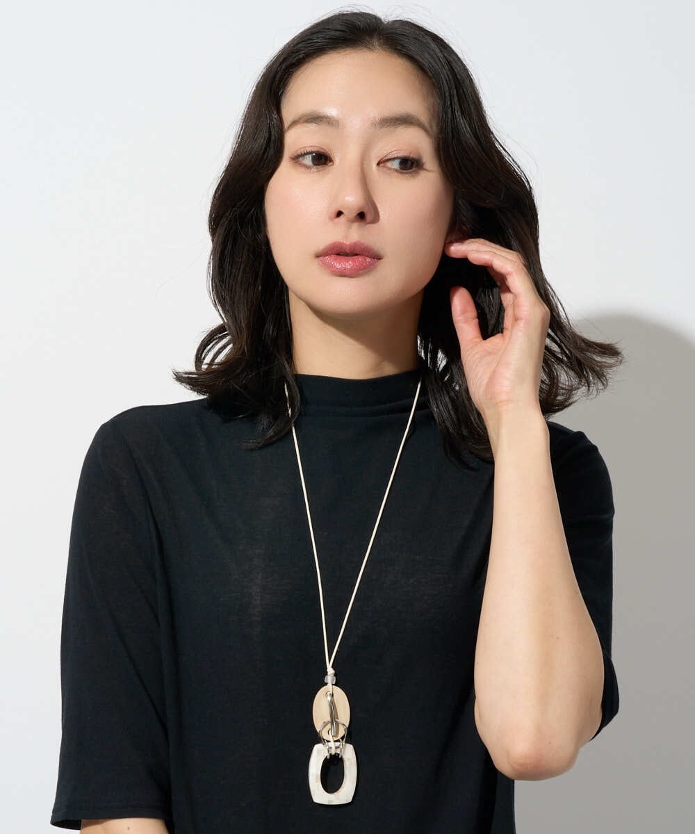 PG2GD21130 GEORGES RECH(ジョルジュ・レッシュ)  [日本製]モザイクシェルネックレス ホワイト