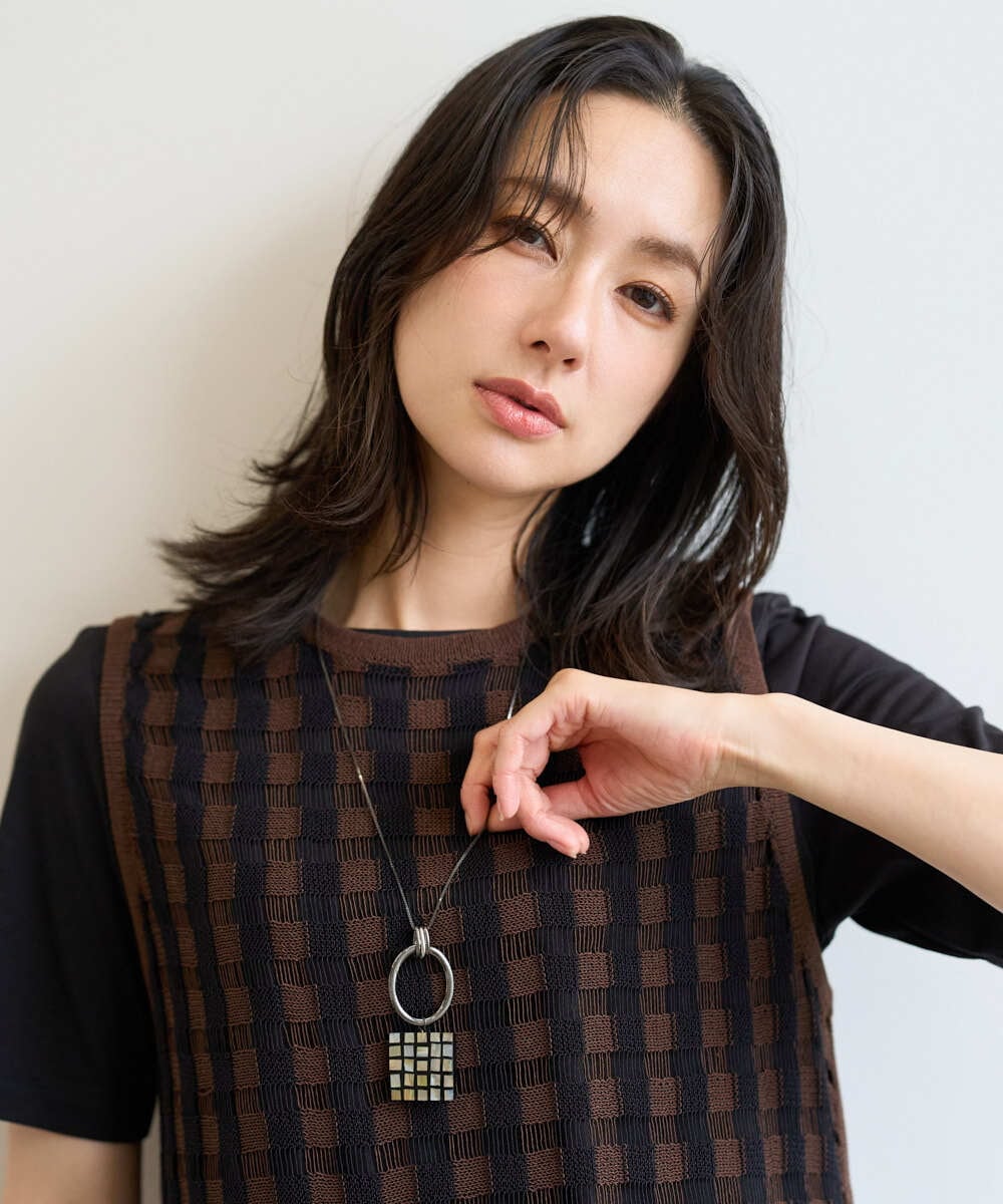 PG2JE02130 GEORGES RECH(ジョルジュ・レッシュ)  [日本製]モザイクシェルリバーシブルネックレス ブラック