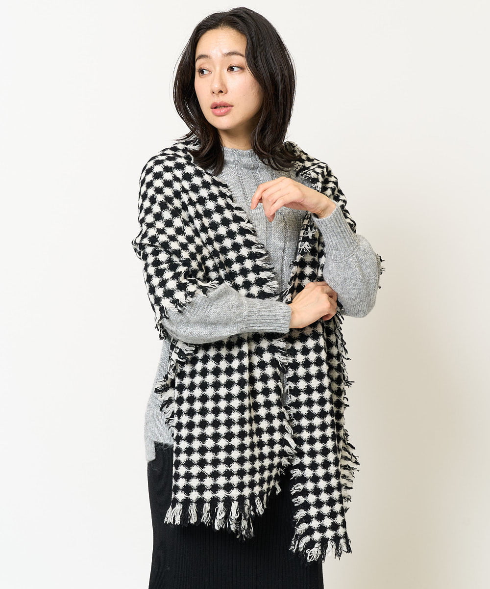 PG3AB54130 GEORGES RECH(ジョルジュ・レッシュ) 格子柄フリンジウールストール ブラック系