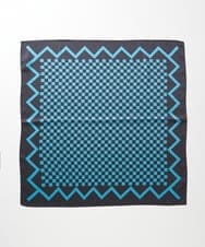PG3AV08058 GEORGES RECH(ジョルジュ・レッシュ) 幾何学プリントスカーフ ブルー