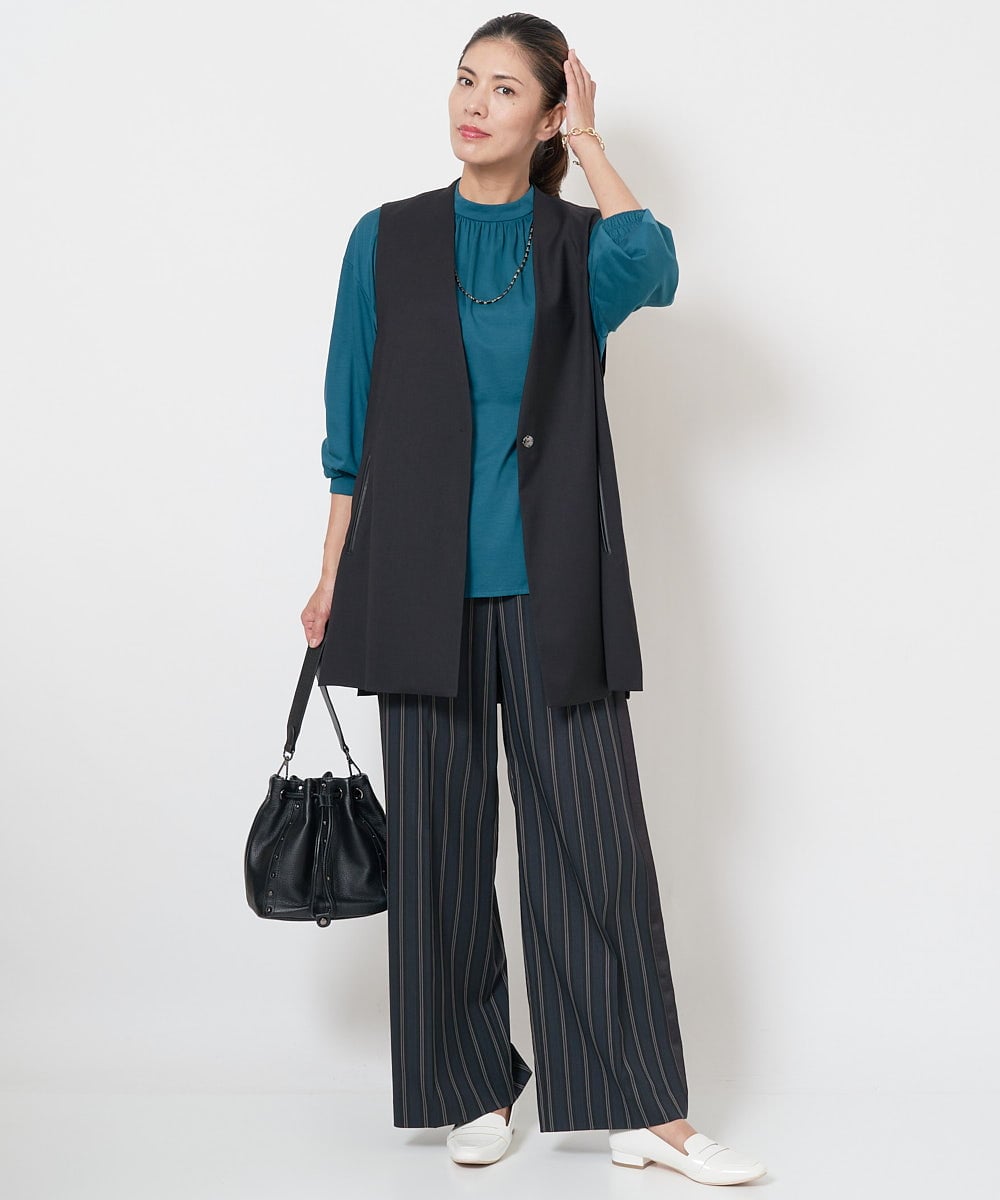 PG5AV10290 GEORGES RECH(ジョルジュ・レッシュ) レザースタッズ巾着ショルダーバッグ ゴールド