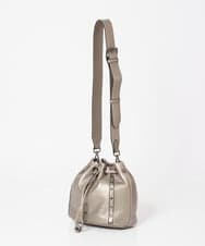 PG5AV10290 GEORGES RECH(ジョルジュ・レッシュ) レザースタッズ巾着ショルダーバッグ ゴールド