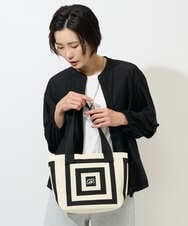 PG5GD27090 GEORGES RECH(ジョルジュ・レッシュ) 幾何学柄ニットトートバッグ ブラック