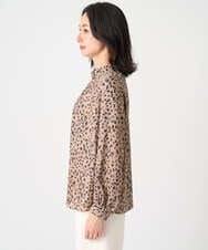 PHBCD49290 GEORGES RECH(小さいサイズ)(メゾン ドゥ サンク)  [日本製/セットアップ対応]レオパードロールネックブラウス ライトグレー