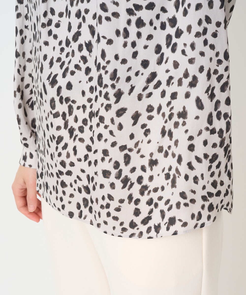PHBCD49290 GEORGES RECH(小さいサイズ)(メゾン ドゥ サンク)  [日本製/セットアップ対応]レオパードロールネックブラウス ライトグレー