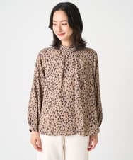 PHBCD49290 GEORGES RECH(小さいサイズ)(メゾン ドゥ サンク)  [日本製/セットアップ対応]レオパードロールネックブラウス ライトグレー