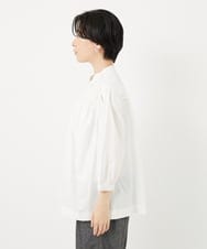PHBGA42330 GEORGES RECH(小さいサイズ)(メゾン ドゥ サンク) バンドカラーハンドスモッキング7分袖ブラウス ホワイト