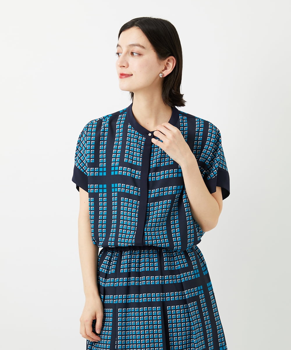 PHBGD14290 GEORGES RECH(小さいサイズ)(メゾン ドゥ サンク)  [日本製/セットアップ対応]ジオメトリックスカーフ柄ブラウス ベージュ系