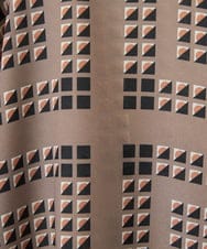 PHBGD14290 GEORGES RECH(小さいサイズ)(メゾン ドゥ サンク)  [日本製/セットアップ対応]ジオメトリックスカーフ柄ブラウス ベージュ系