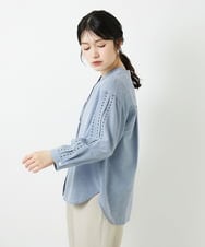 PHBGD22290 GEORGES RECH(小さいサイズ)(メゾン ドゥ サンク) アイレット刺繡8分袖ブラウス ライトブルー