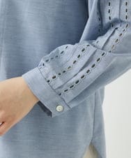PHBGD22290 GEORGES RECH(小さいサイズ)(メゾン ドゥ サンク) アイレット刺繡8分袖ブラウス ライトブルー