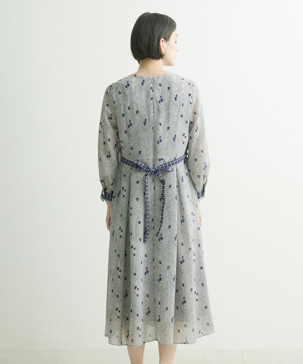 PHEJQ23430 GEORGES RECH(小さいサイズ)(メゾン ドゥ サンク) プリントシフォンワンピース ライトグレー