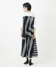 PHHGA18360 GEORGES RECH(小さいサイズ)(メゾン ドゥ サンク) 幾何プリントタックフレアスカート ネイビー