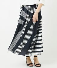 PHHGA18360 GEORGES RECH(小さいサイズ)(メゾン ドゥ サンク) 幾何プリントタックフレアスカート ネイビー