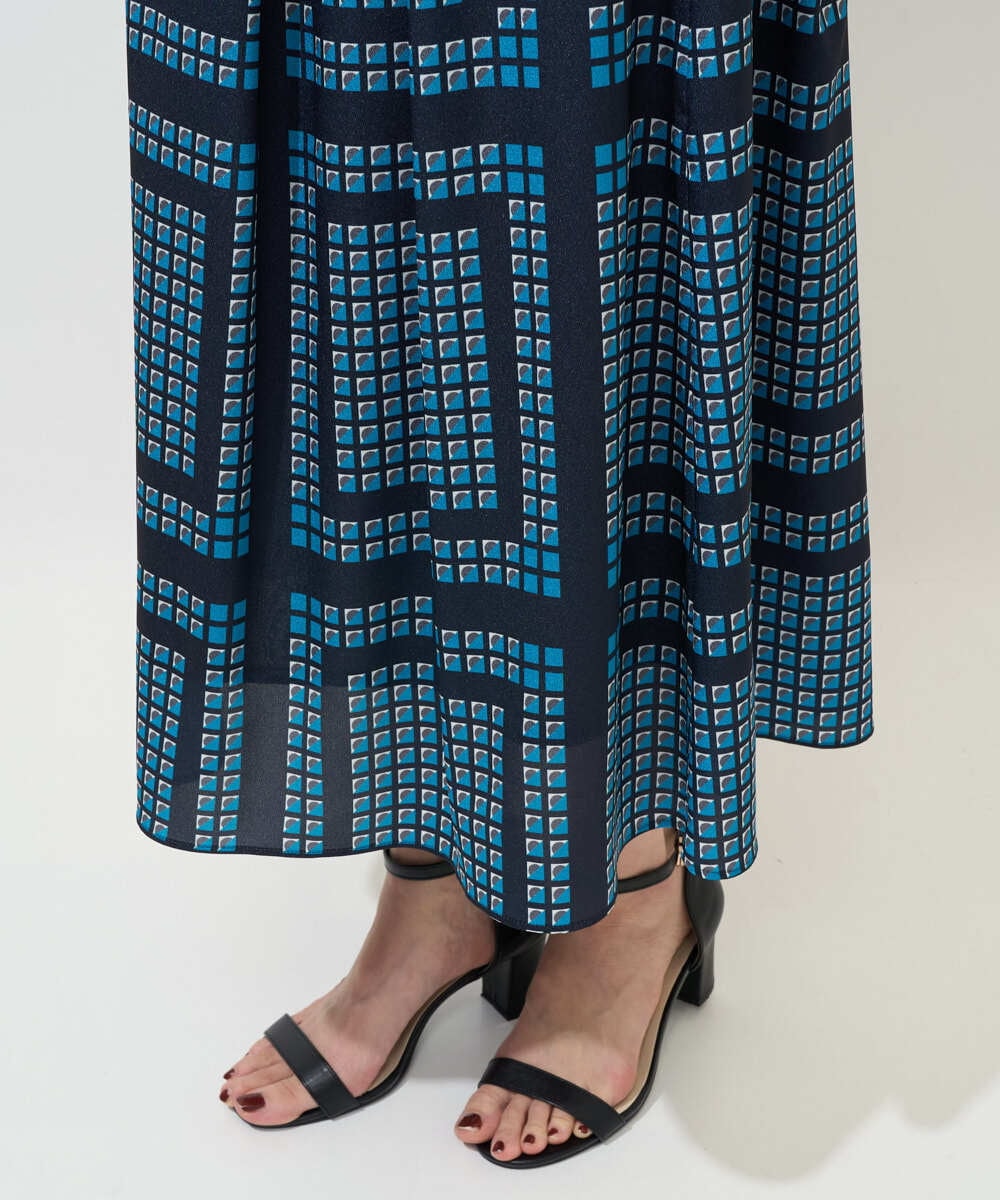 PHHGD14360 GEORGES RECH(小さいサイズ)(メゾン ドゥ サンク)  [日本製/セットアップ対応]ジオメトリックスカーフ柄スカート ネイビー系