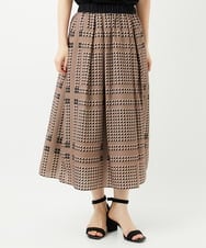 PHHGD14360 GEORGES RECH(小さいサイズ)(メゾン ドゥ サンク)  [日本製/セットアップ対応]ジオメトリックスカーフ柄スカート ベージュ系