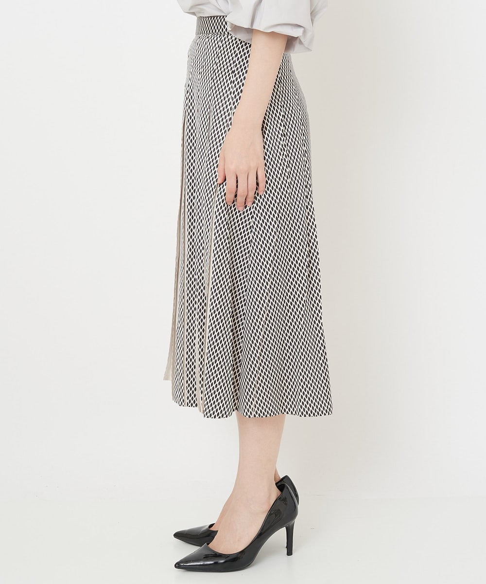 PHHJS46330 GEORGES RECH(小さいサイズ)(メゾン ドゥ サンク) ダイヤ柄プリーツスカート ブラック×グレージュ