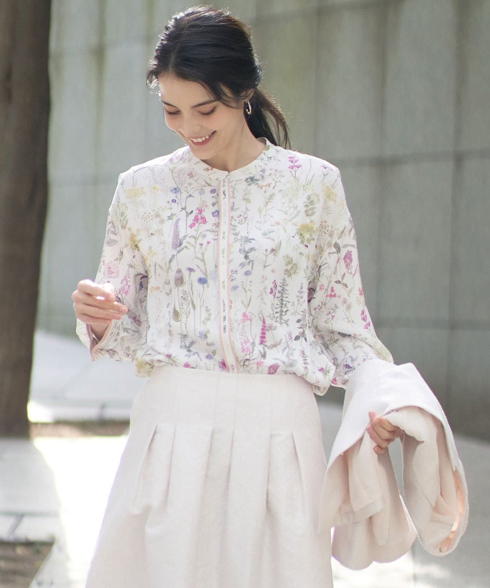 PJBEE19520 CHRISTIAN AUJARD Lサイズ(クリスチャン・オジャール Lサイズ) 【大きいサイズ】ボタニカルフラワーブラウス ホワイト×ピンク系