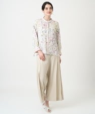 PJBEE19520 CHRISTIAN AUJARD Lサイズ(クリスチャン・オジャール Lサイズ) 【大きいサイズ】ボタニカルフラワーブラウス ホワイト×ピンク系