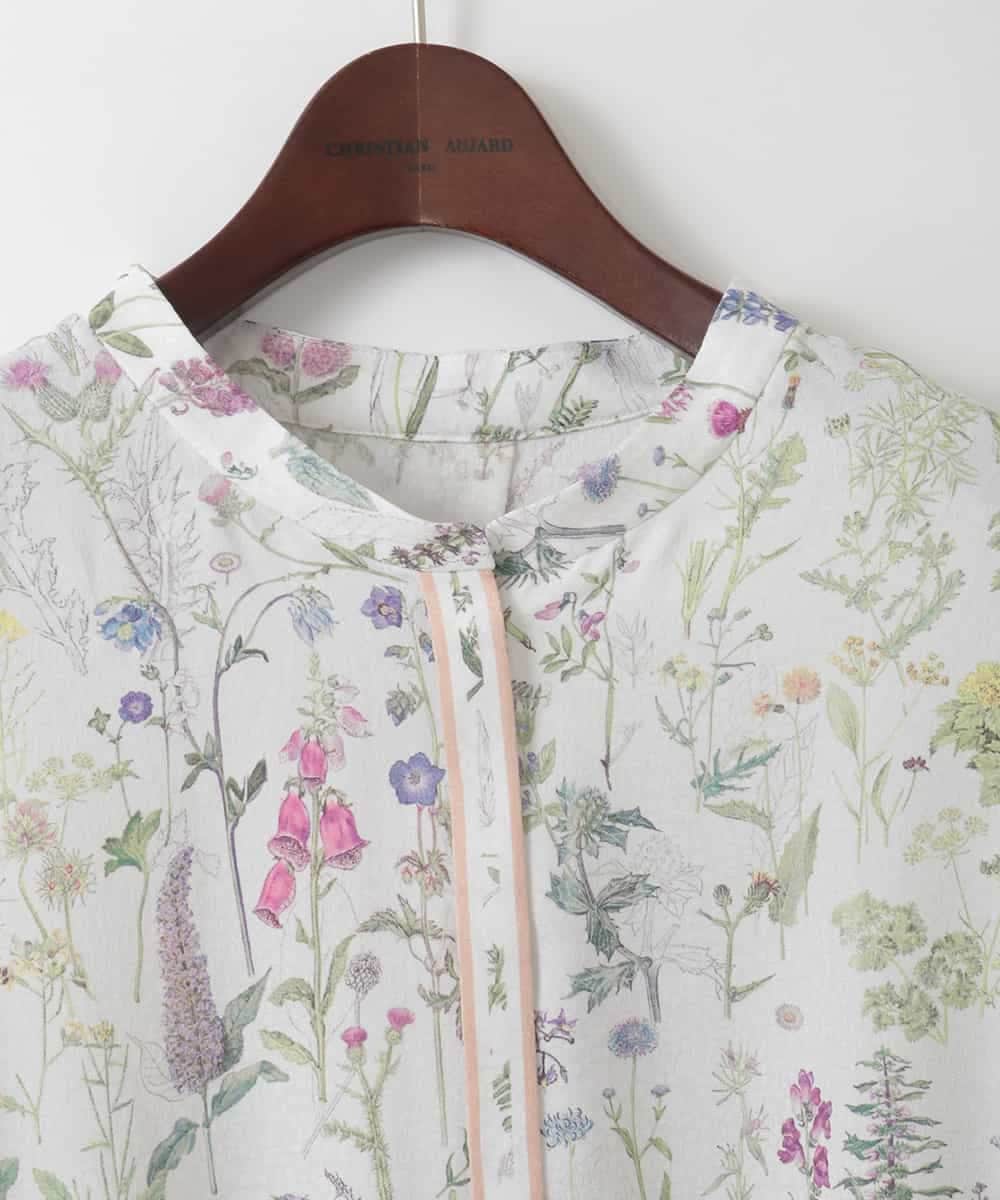 PJBEE19520 CHRISTIAN AUJARD Lサイズ(クリスチャン・オジャール Lサイズ) 【大きいサイズ】ボタニカルフラワーブラウス ホワイト×ピンク系