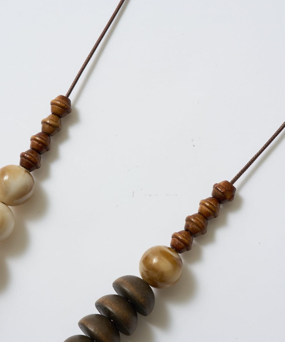 PL2GD21120 CHRISTIAN AUJARD(クリスチャン・オジャール) マーブル＆ウッドネックレス ベージュ