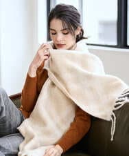 PL3AD08130 CHRISTIAN AUJARD(クリスチャン・オジャール) エアリーバイアスチェックストール ベージュ