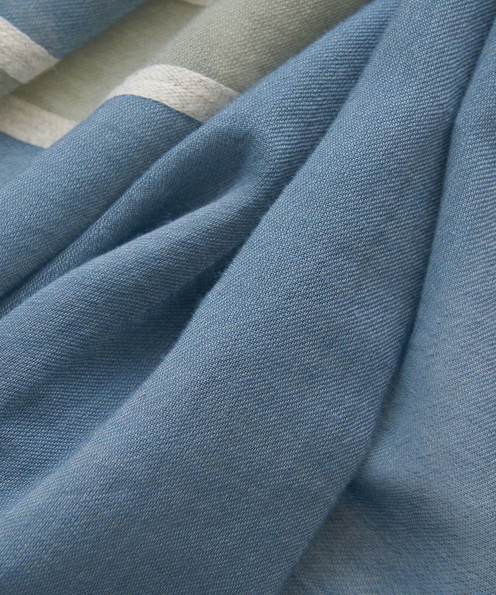 PL3GD22190 CHRISTIAN AUJARD(クリスチャン・オジャール) バイカラーサテンボーダーストール サックスブルー×ネイビー