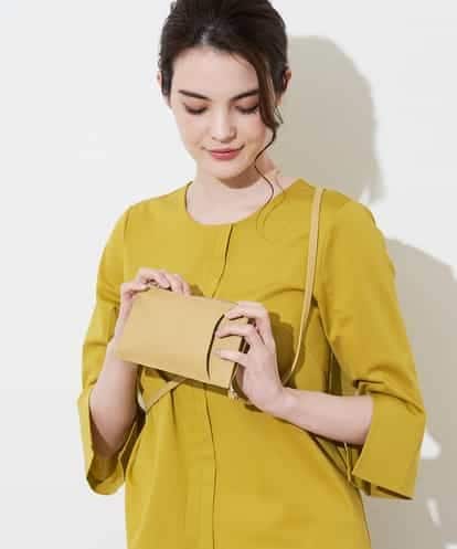 PL5GM46180 CHRISTIAN AUJARD カーフレザーポシェット