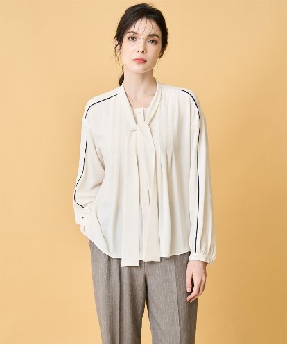 PRBAD02400 CHRISTIAN AUJARD タックフレア棒タイブラウス