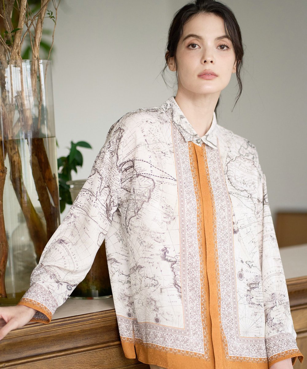 PRBAD32490 CHRISTIAN AUJARD(クリスチャン・オジャール) アートプリント長袖ブラウス ベージュ×オレンジ