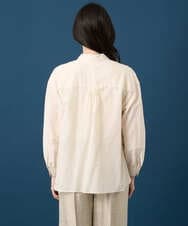 PRBGE04390 CHRISTIAN AUJARD(クリスチャン・オジャール) ウォッシャブルシルク刺繍ブラウス アイボリー