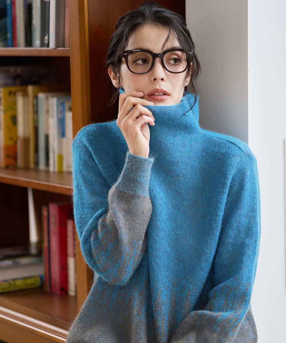 PRFAD41360 CHRISTIAN AUJARD(クリスチャン・オジャール) グラデーションニットプルオーバー ブルー