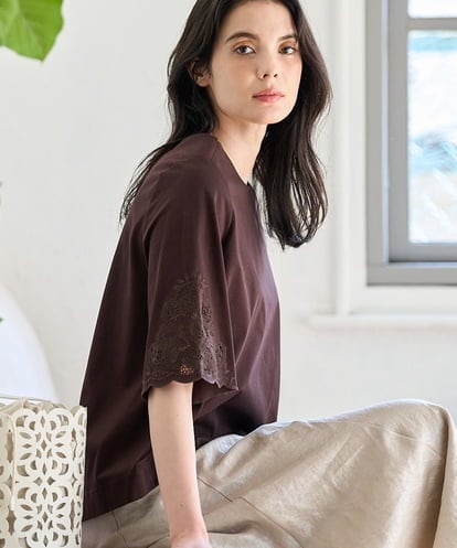 PRKGD57270 CHRISTIAN AUJARD 刺繍スリーブプルオーバー