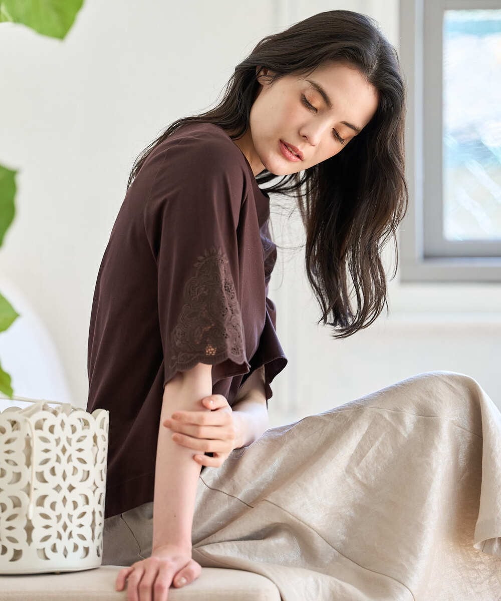 PRKGD57270 CHRISTIAN AUJARD(クリスチャン・オジャール) 刺繍スリーブプルオーバー ブラウン