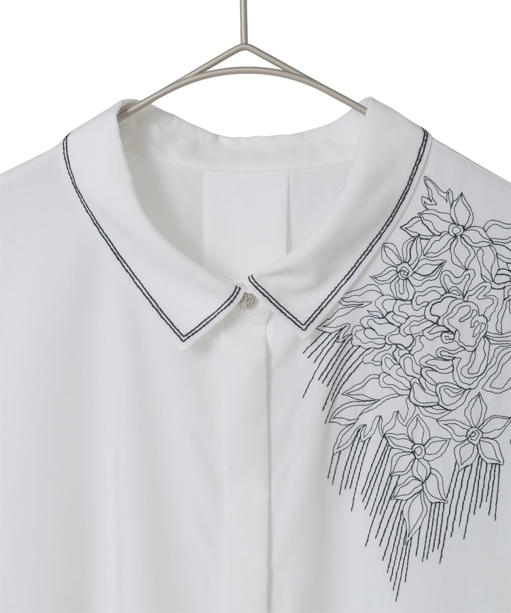 PYBAD17390 CHRISTIAN AUJARD(小さいサイズ)(メゾン ドゥ サンク) 刺繍デザイン長袖ブラウス ホワイト