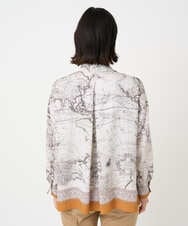 PYBAD32490 CHRISTIAN AUJARD(小さいサイズ)(メゾン ドゥ サンク) アートプリント長袖ブラウス ベージュ×オレンジ