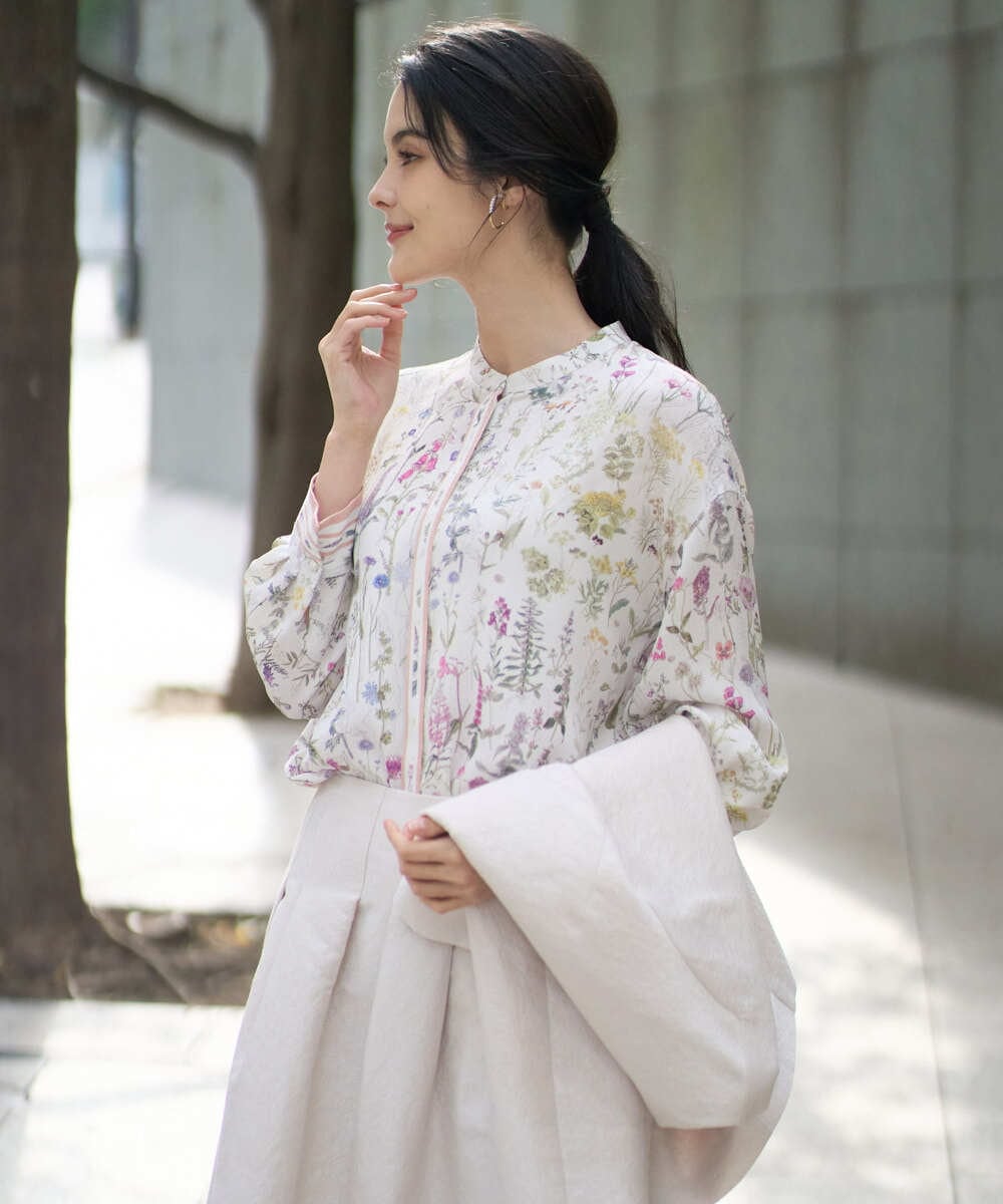 PYBEE19490 CHRISTIAN AUJARD(小さいサイズ)(メゾン ドゥ サンク) ボタニカルフラワーブラウス ホワイト×ピンク系