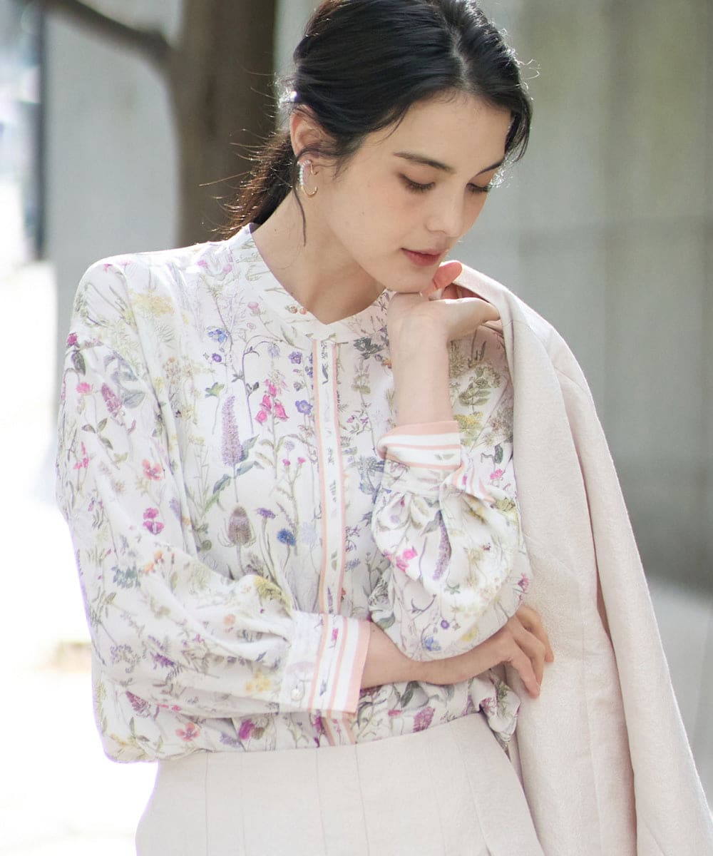 PYBEE19490 CHRISTIAN AUJARD(小さいサイズ) ボタニカルフラワーブラウス