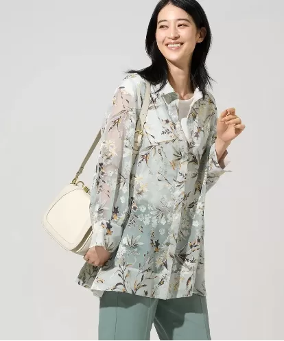 PYBGE02490 CHRISTIAN AUJARD(小さいサイズ) フラワープリントシアーブラウス