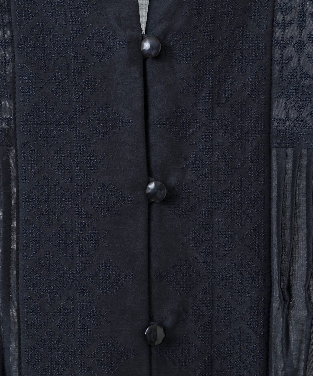 PYBHW01450 CHRISTIAN AUJARD(小さいサイズ)(メゾン ドゥ サンク) クロス刺繍デザインブラウス ホワイト