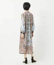 PYEGB18900 CHRISTIAN AUJARD(小さいサイズ)(メゾン ドゥ サンク) RATTIオーナメントプリントワンピース ライトグレー×ライトブルー