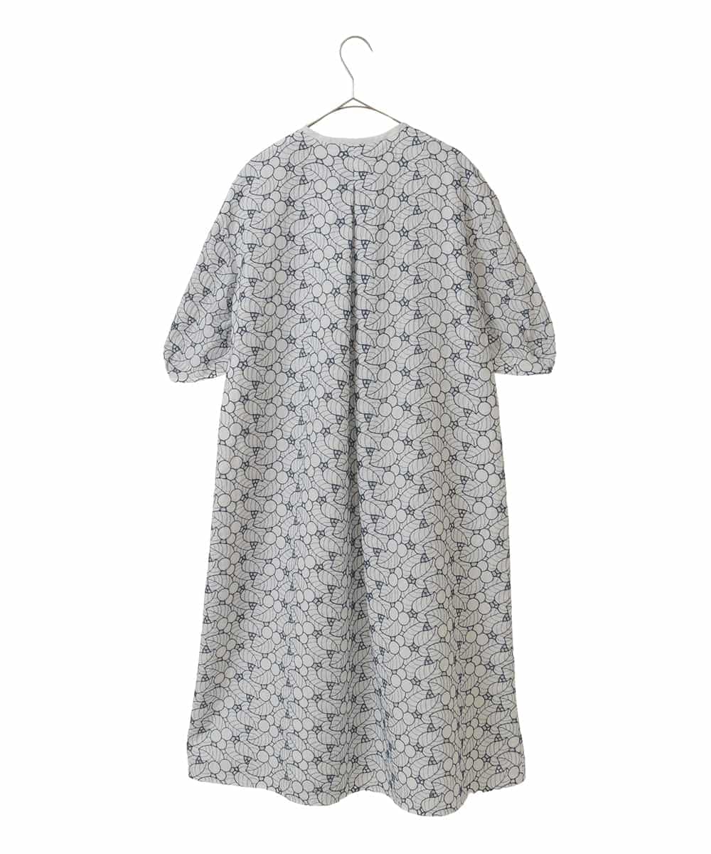 PYEHB20790 CHRISTIAN AUJARD(小さいサイズ)(メゾン ドゥ サンク) アイレットリーフ刺繍ワンピース ホワイト