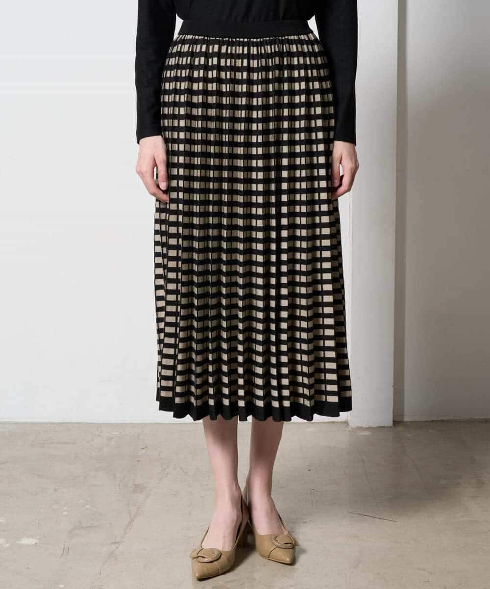 PYHAD36490 CHRISTIAN AUJARD(小さいサイズ)(メゾン ドゥ サンク) ジャガードニットスカート ブラック×ベージュ