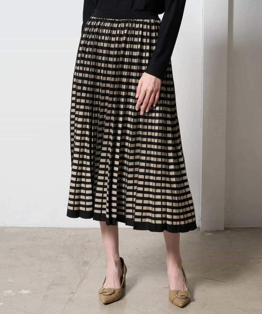 PYHAD36490 CHRISTIAN AUJARD(小さいサイズ)(メゾン ドゥ サンク) ジャガードニットスカート ブラック×ベージュ