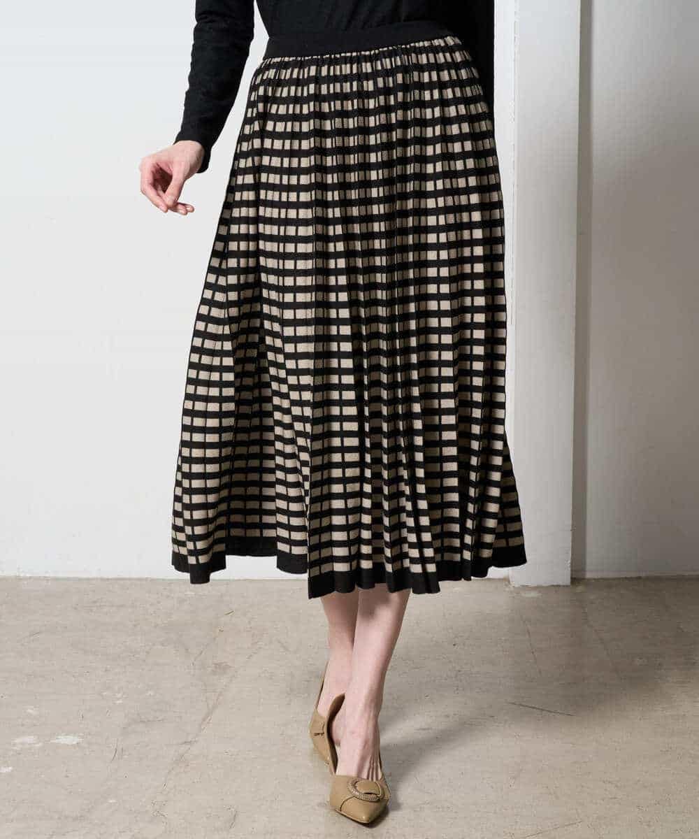 PYHAD36490 CHRISTIAN AUJARD(小さいサイズ)(メゾン ドゥ サンク) ジャガードニットスカート ブラック×ベージュ