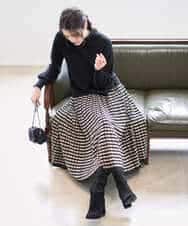 PYHAD36490 CHRISTIAN AUJARD(小さいサイズ)(メゾン ドゥ サンク) ジャガードニットスカート ブラック×ベージュ