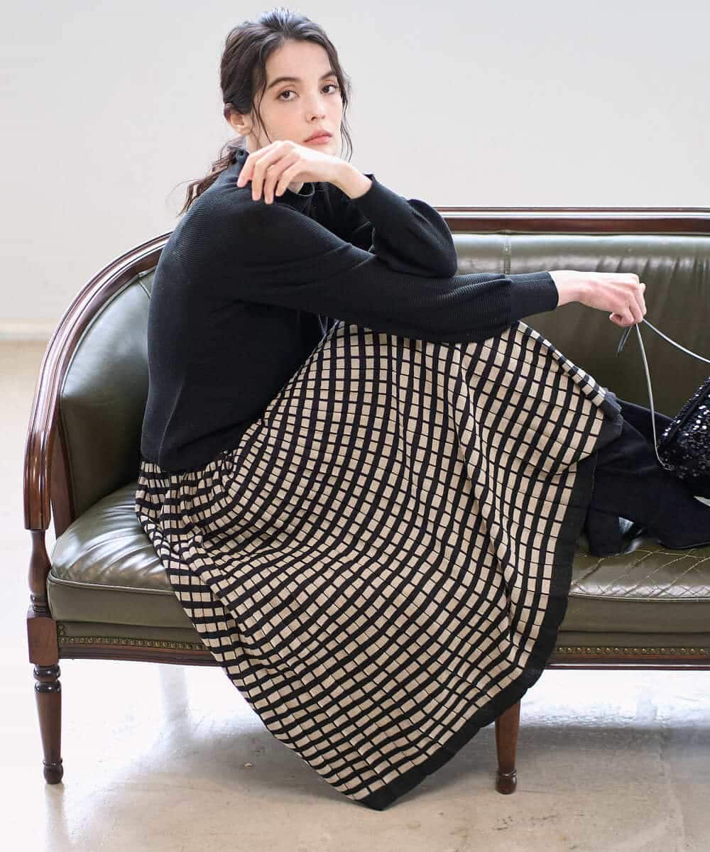 PYHAD36490 CHRISTIAN AUJARD(小さいサイズ)(メゾン ドゥ サンク) ジャガードニットスカート ブラック×ベージュ